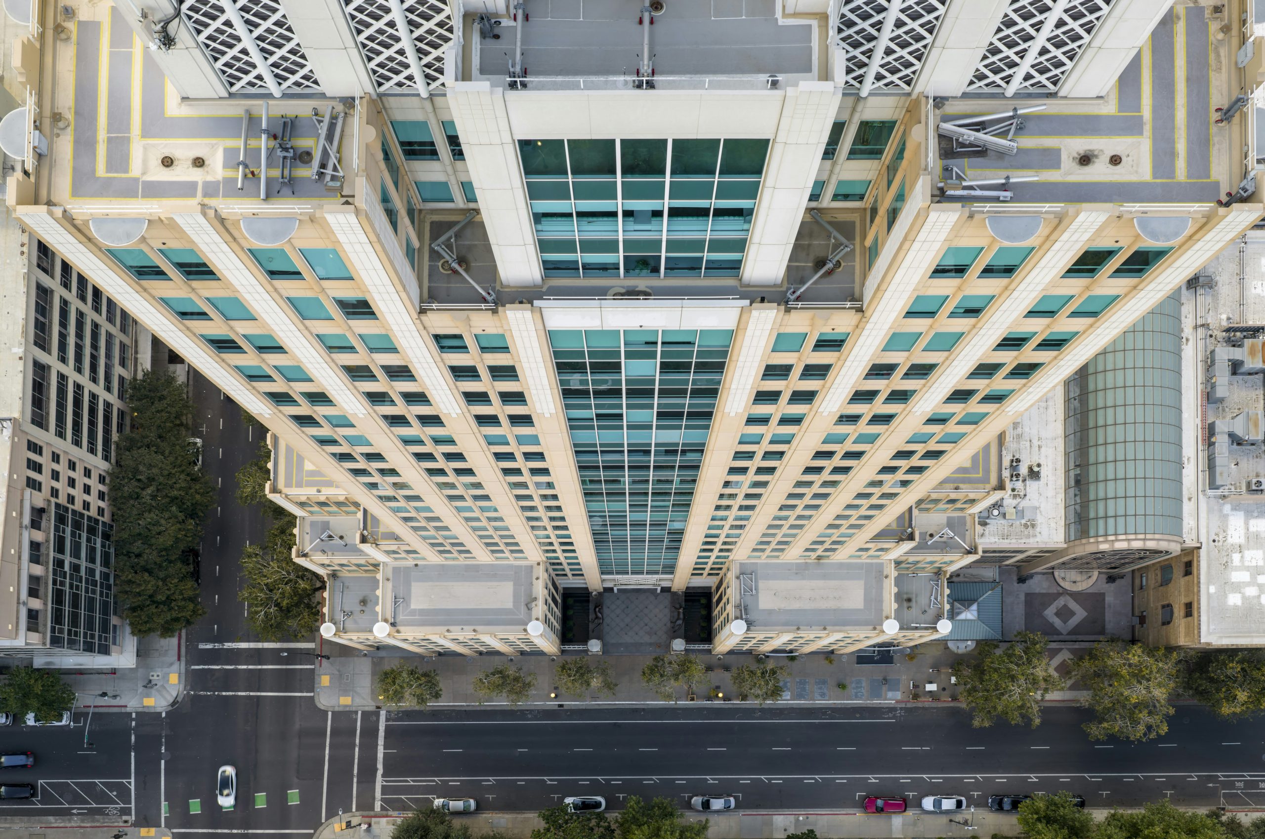 Phân tích vị trí và tiềm năng thị trường cho thuê bất động sản, yếu tố quan trọng ảnh hưởng đến dòng tiền.